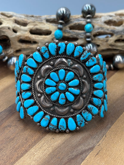 Turquoise #922-24 Cluster Cuff Vintage *VAULTED*