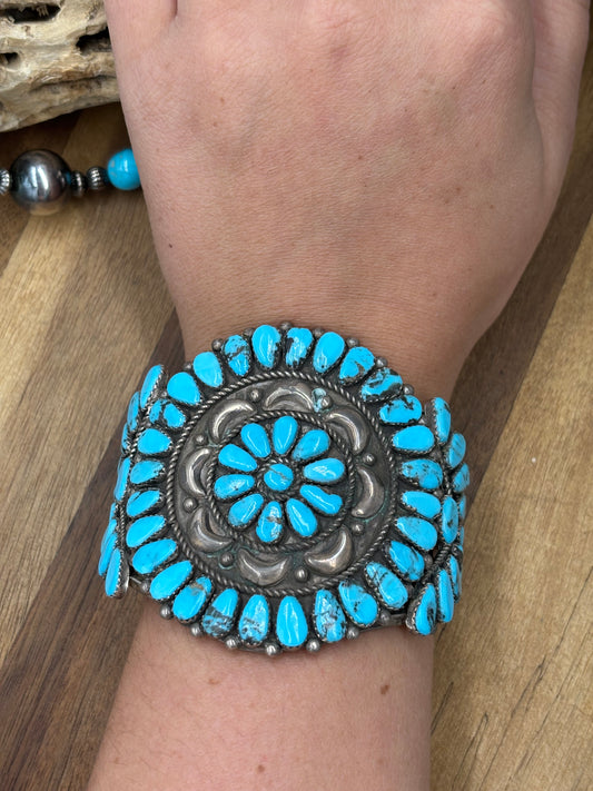 Turquoise #922-24 Cluster Cuff Vintage *VAULTED*