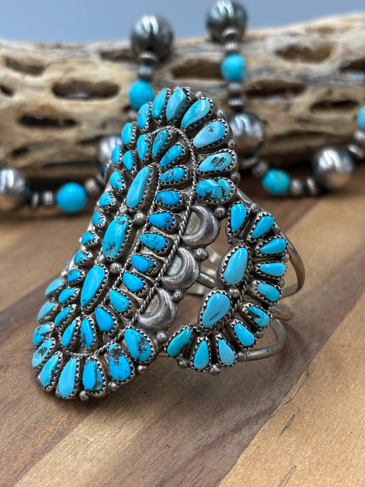 Turquoise #922-25 Cluster Cuff Vintage *VAULTED*
