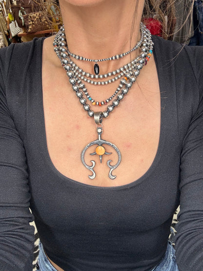 Orange Spiny Naja Pendant by Eva & L Billah, Navajo
