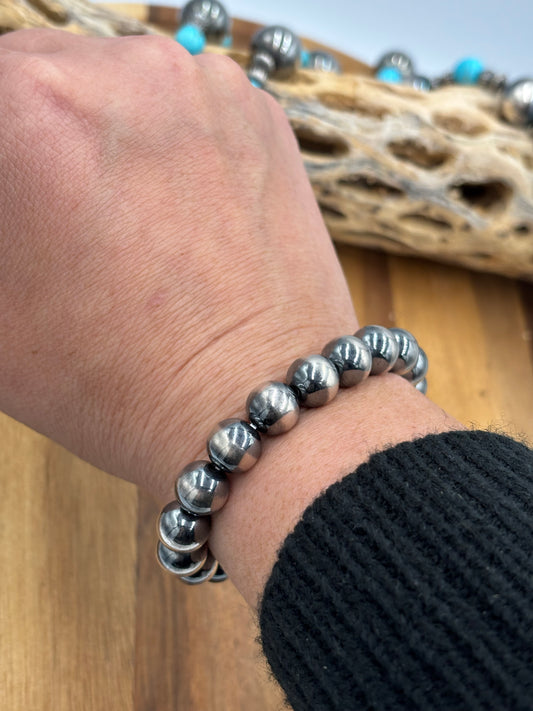 10mm #92-19 Sterling Silver Pearl Stretchy Bracelet