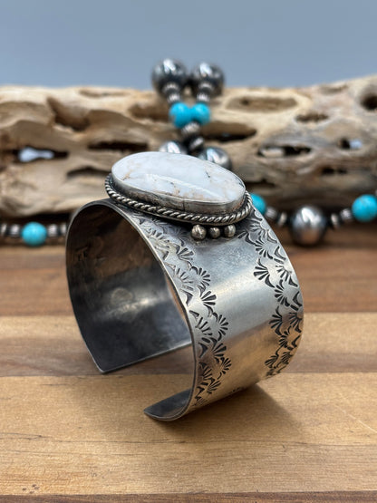 White Buffalo #108-15 Cuff by EE, Navajo