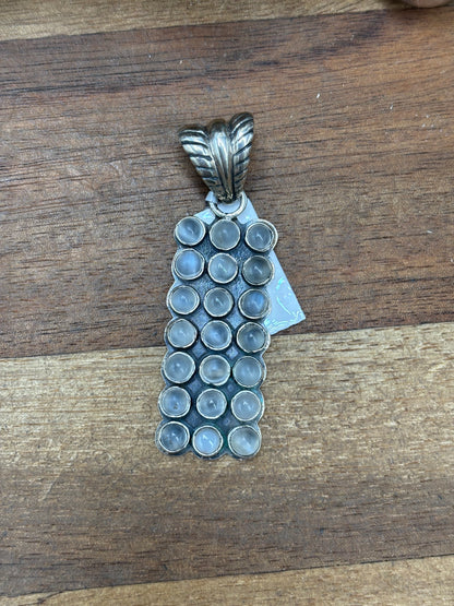 Mother of Pearl #1010-1 Pendant