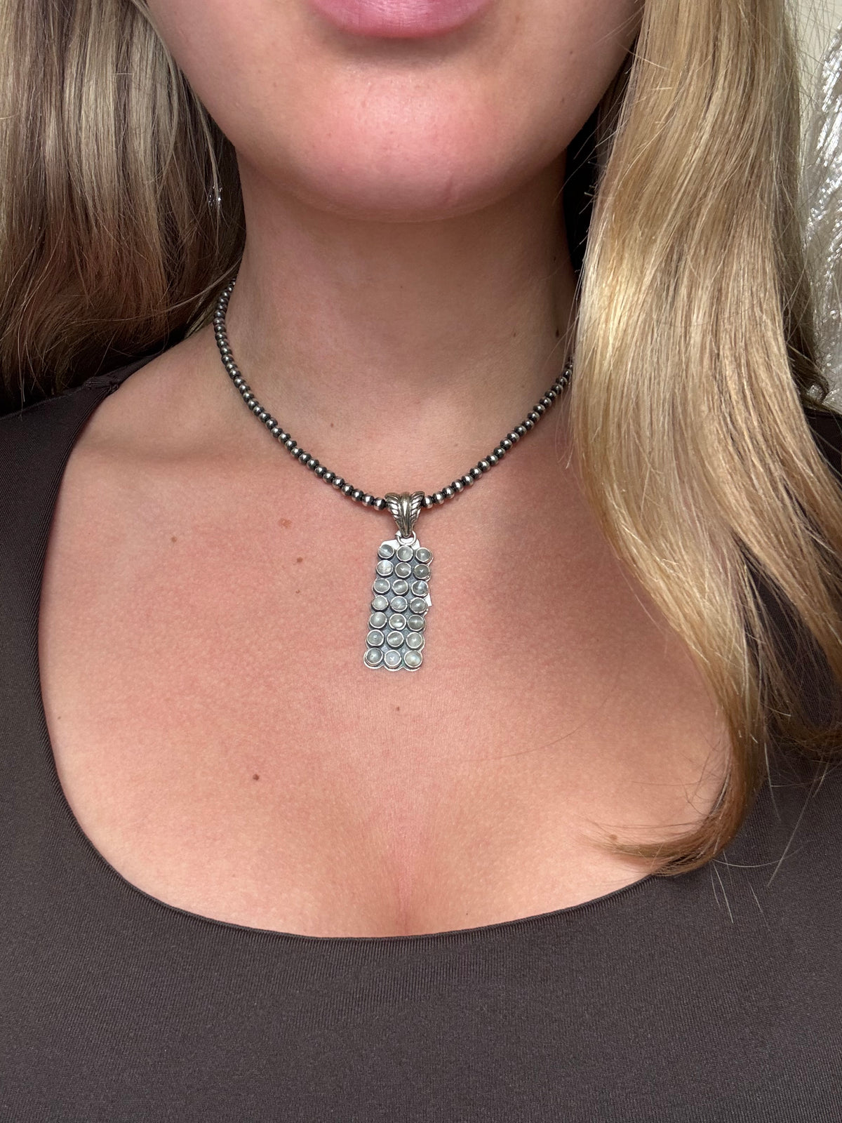 Mother of Pearl #1010-1 Pendant