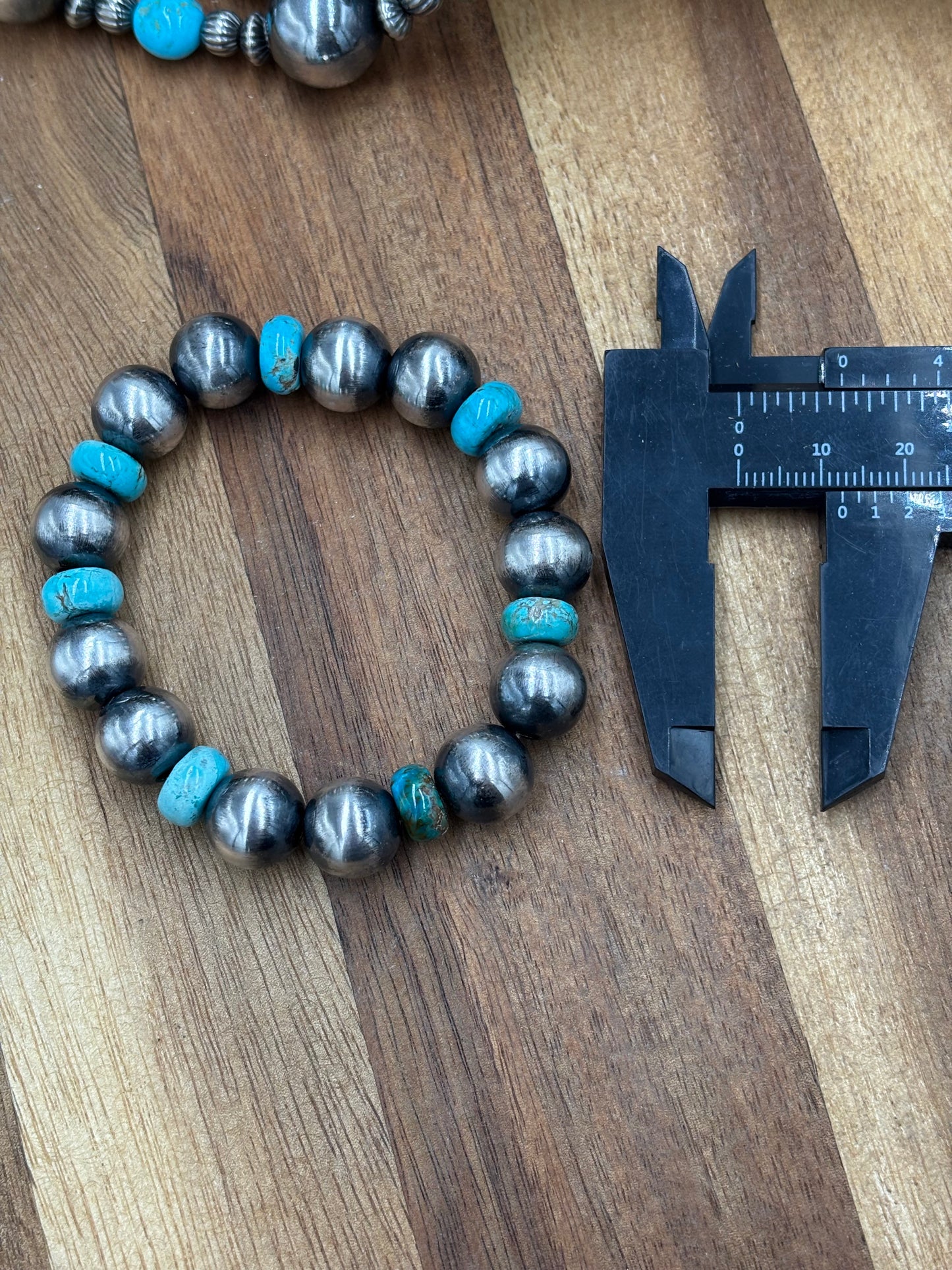 12mm Sterling Silver Pearl Stretchy Bracelet With Turquoise