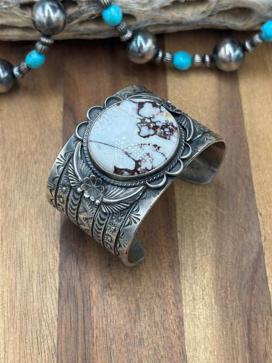 Wild Horse #1022-34 Cuff by Robert Johnson, Navajo