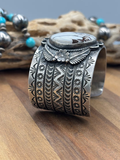 Wild Horse #1022-34 Cuff by Robert Johnson, Navajo
