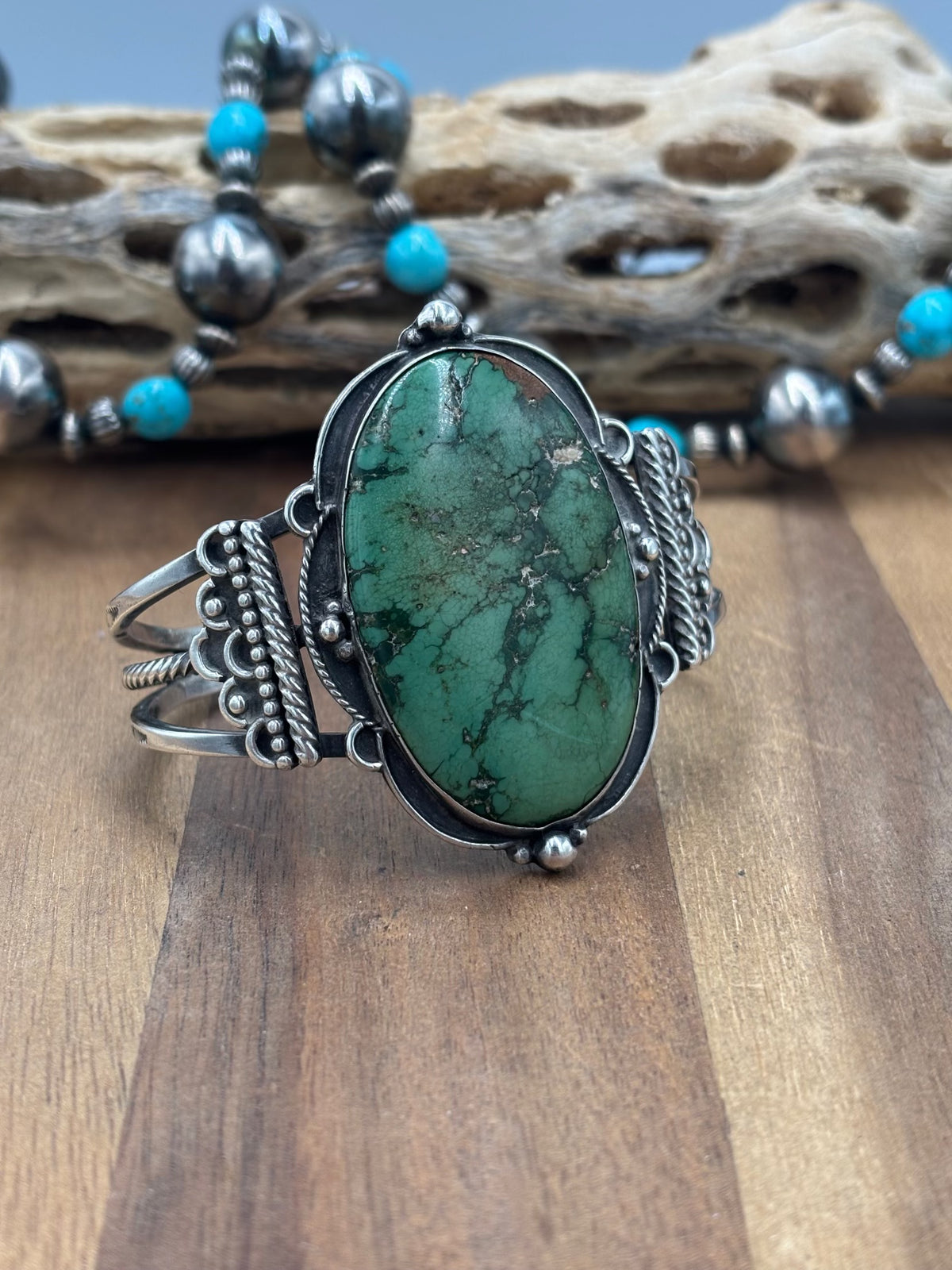 Green Turquoise #1022-31 Cuff Vintage