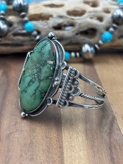 Green Turquoise #1022-31 Cuff Vintage