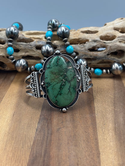 Green Turquoise #1022-31 Cuff Vintage