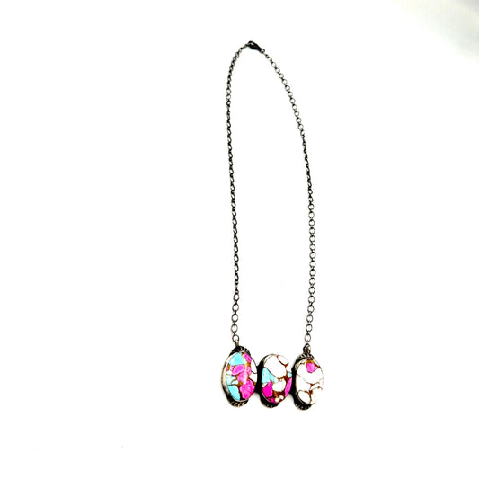 18" 3 Stone Cotton Candy bar necklace By Tia Long, Navajo