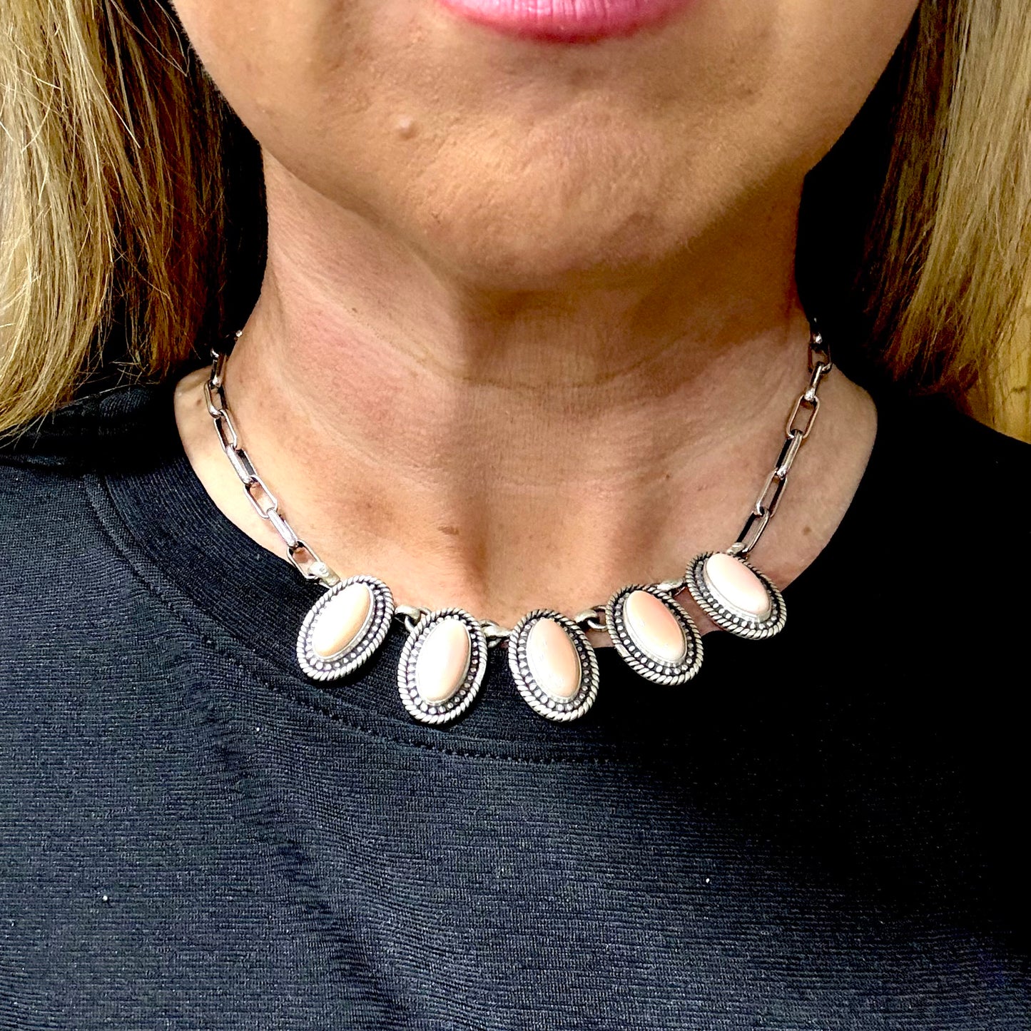 16" Pink Conch 5 Stone Necklace