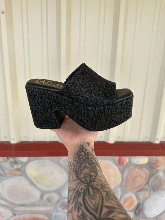 The Como – Ebony Platform Slide