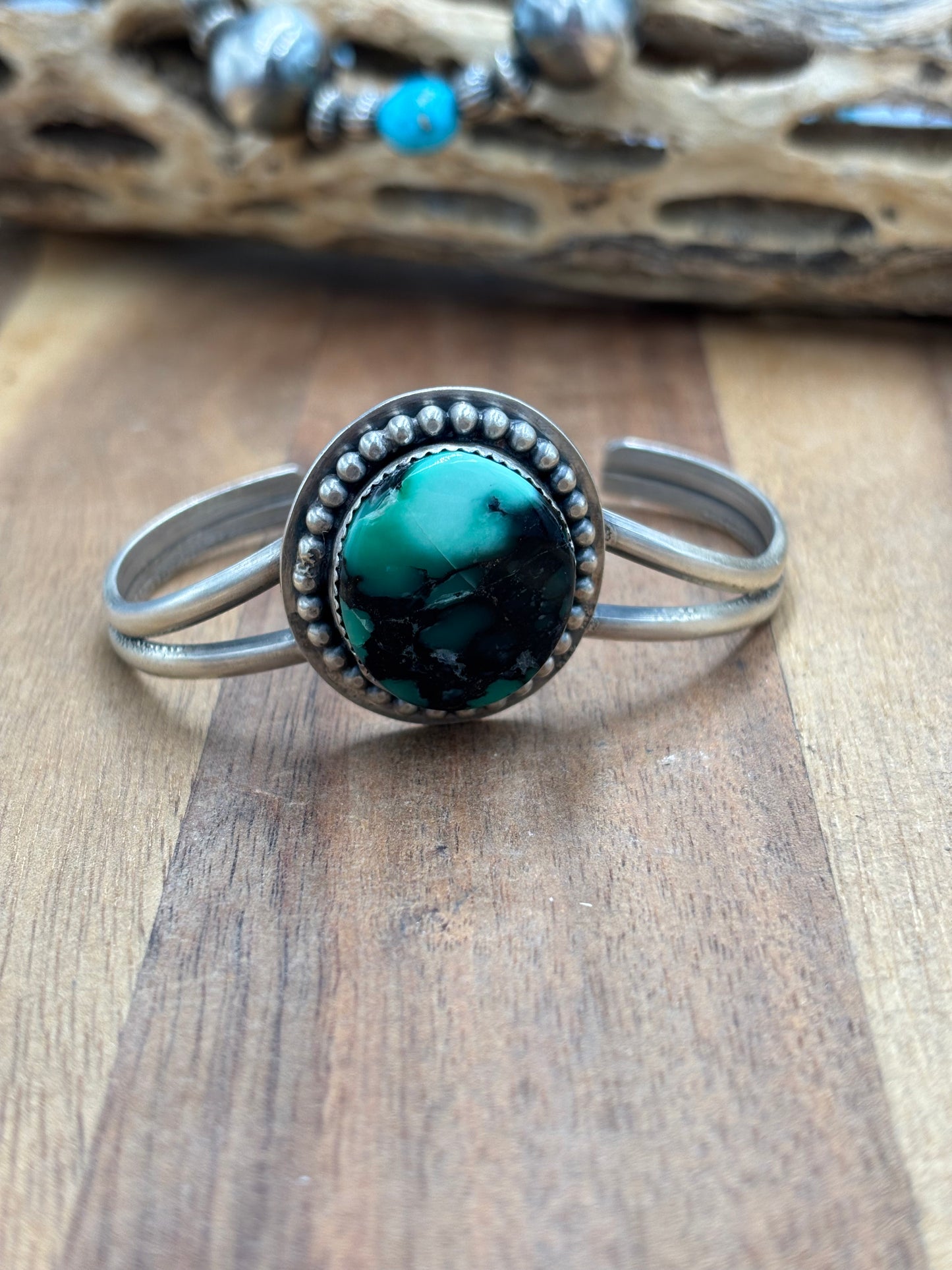 Emerald Rose Varasite Cuff