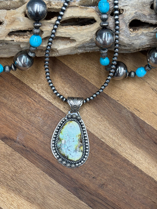 Palomino Pendant