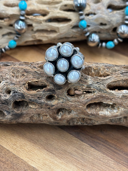 Pearl Adjustable Ring #3-4 by Federico Jimenez