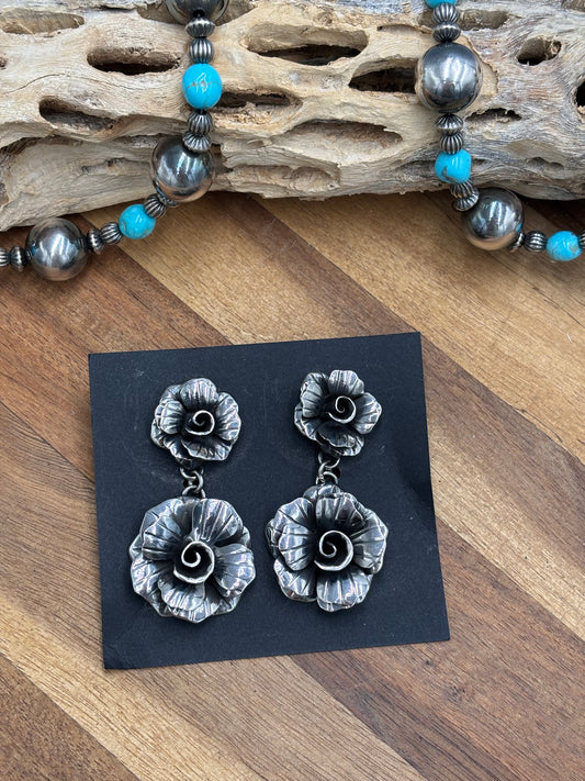 Rose Earrings by Federico Jimenez