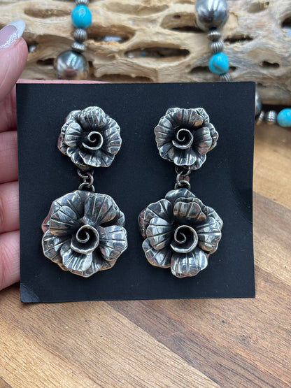 Rose Earrings by Federico Jimenez