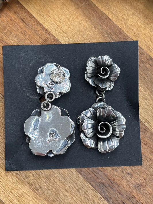 Rose Earrings by Federico Jimenez