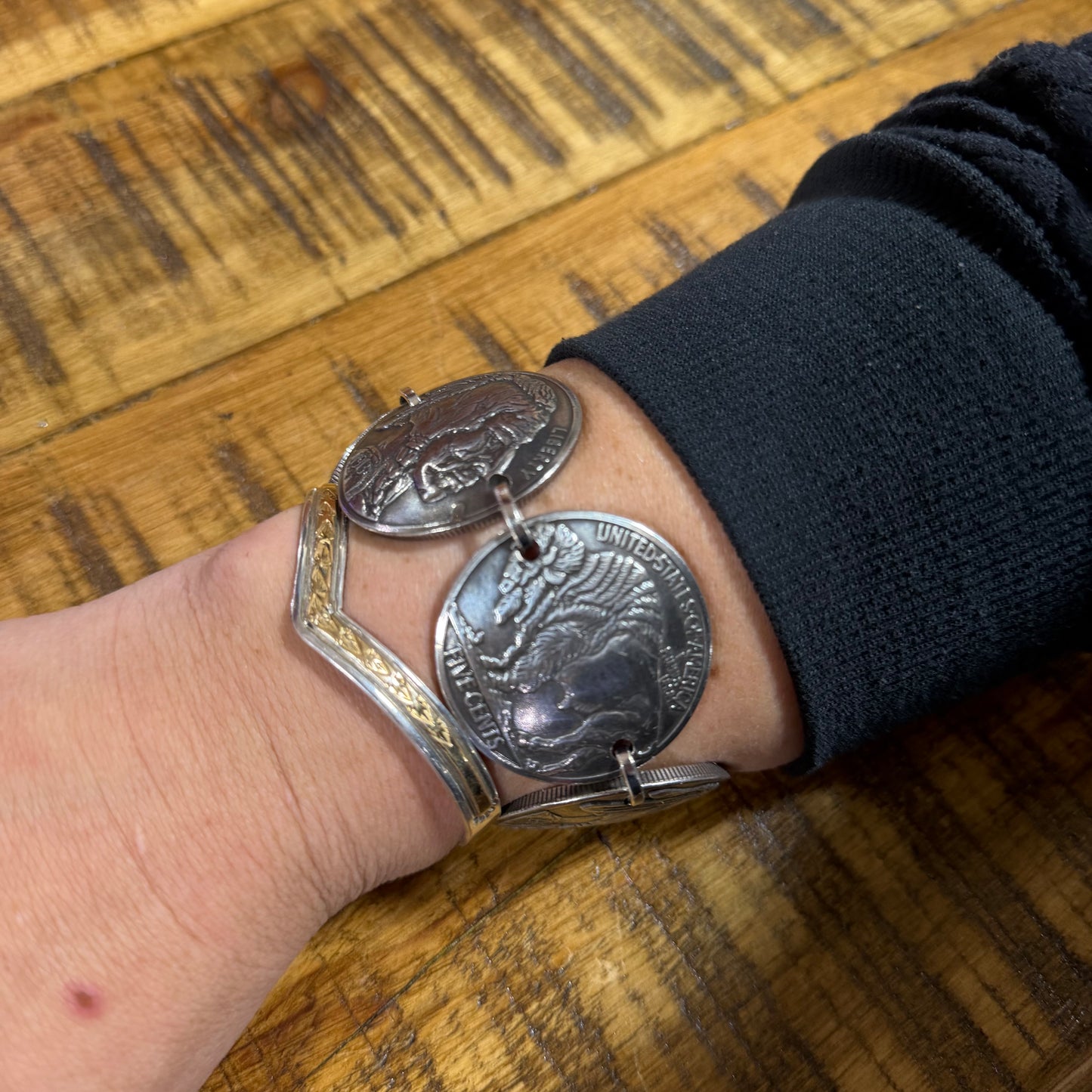 Buffalo Link Bracelet