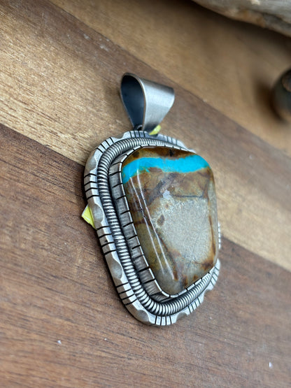Ribbon Royston Pendant by WBV, Navajo