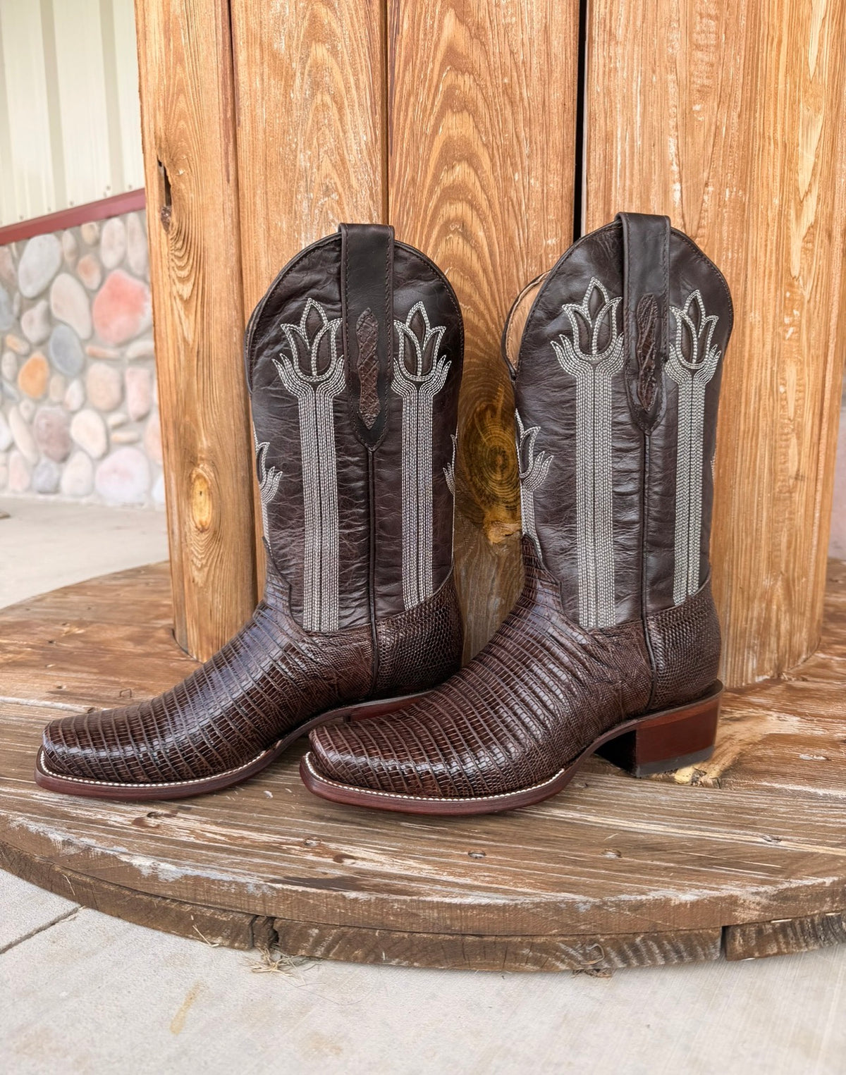 The Owen , Signature Turquoise Reata Men's Boot –   Chocolate Lizard Print Cutter Toe