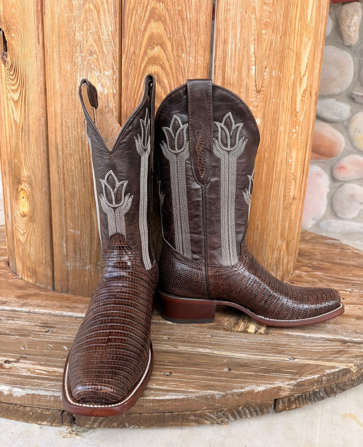 The Owen , Signature Turquoise Reata Men's Boot –   Chocolate Lizard Print Cutter Toe