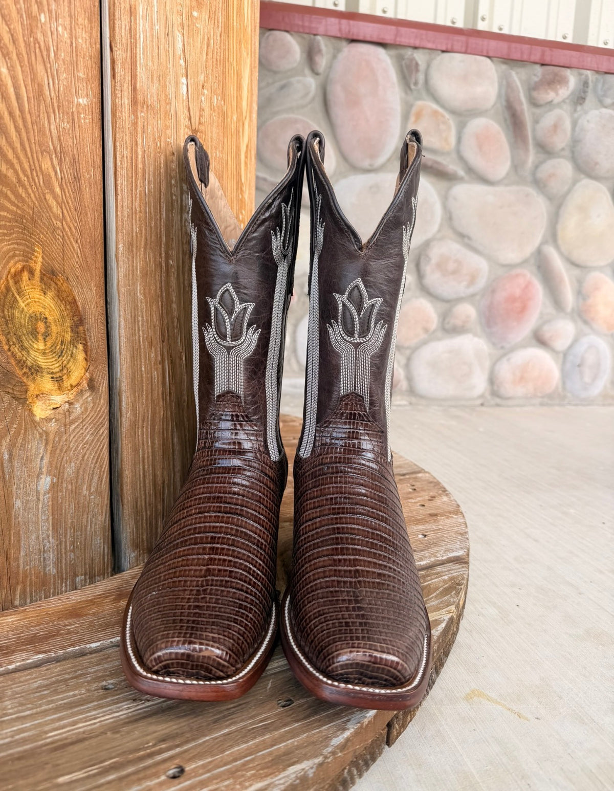 The Owen , Signature Turquoise Reata Men's Boot –   Chocolate Lizard Print Cutter Toe
