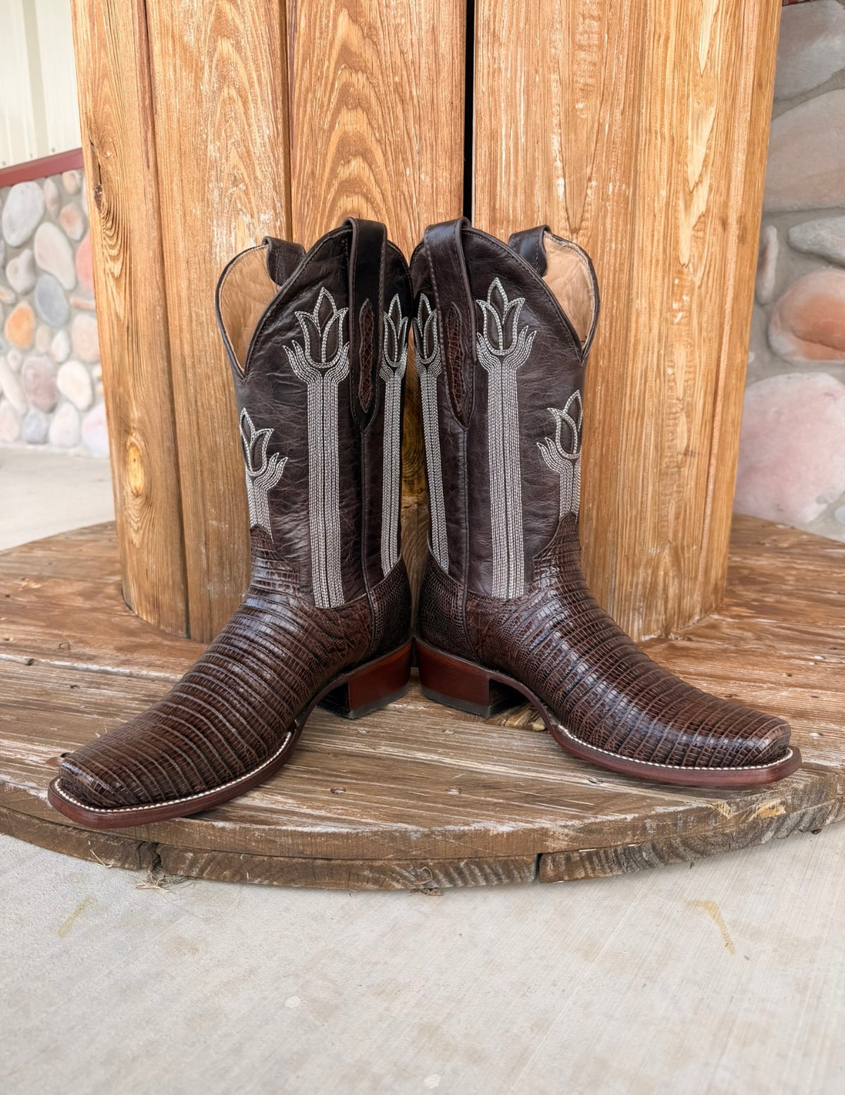 The Owen , Signature Turquoise Reata Men's Boot –   Chocolate Lizard Print Cutter Toe
