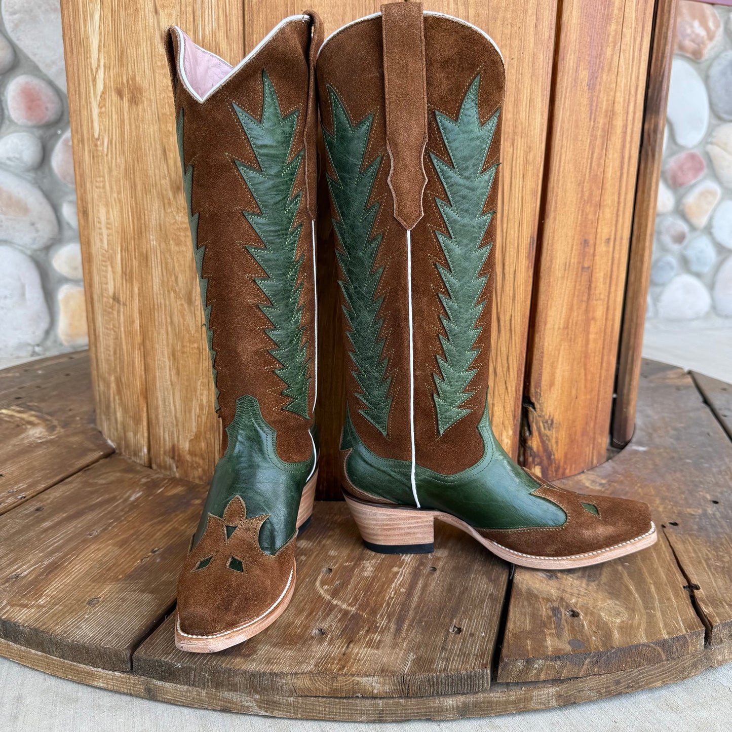 Signature Turquoise Reata Boot – The Pecos Green & Brown Snip Toe