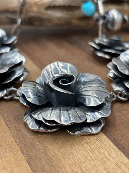 20" Silver Roses #814-5 Necklace by Federico Jiminez, Mexican Indegenous
