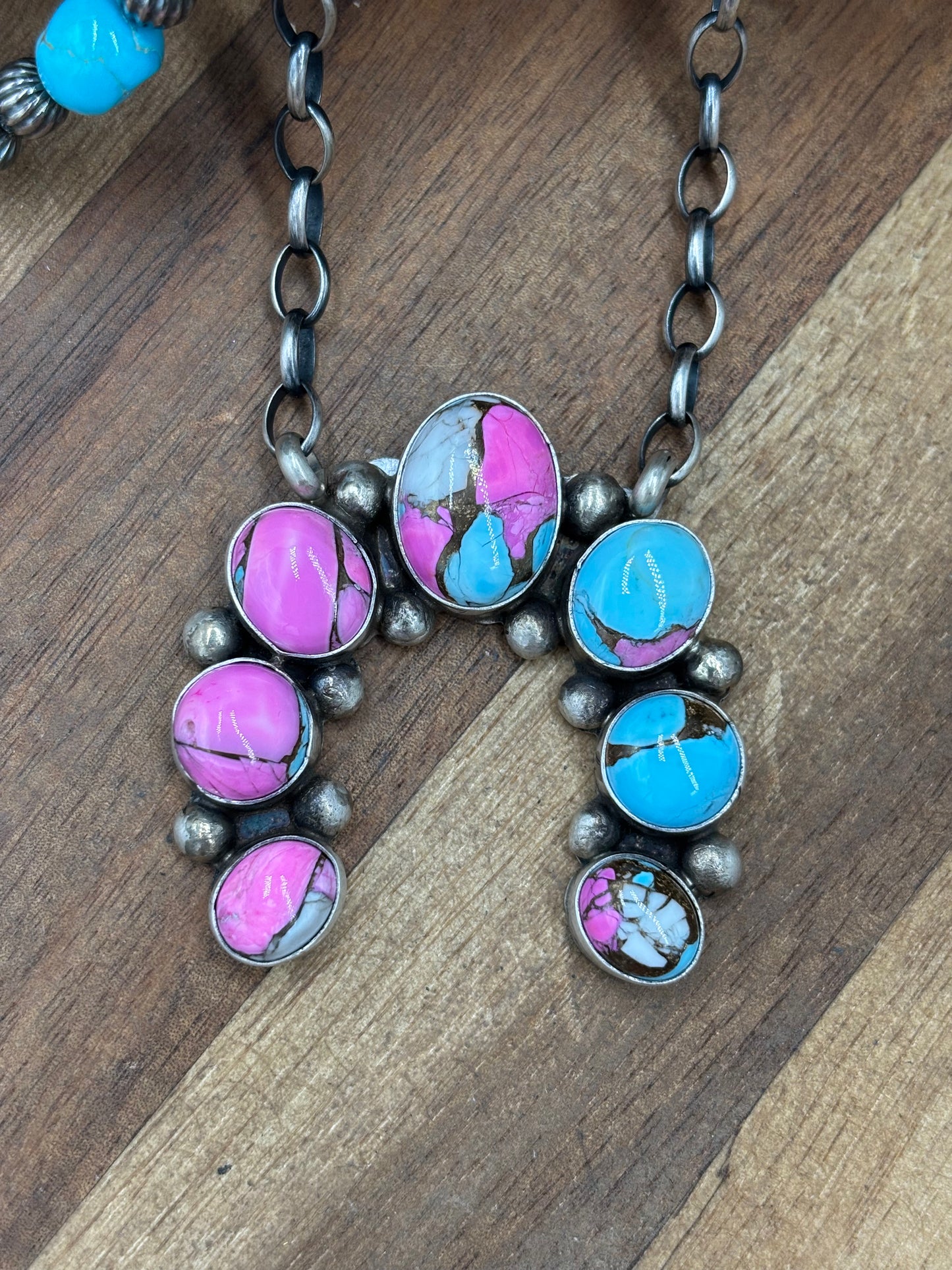 Cotton Candy #826-20 Naja Necklace by Augustine Largo, Navajo