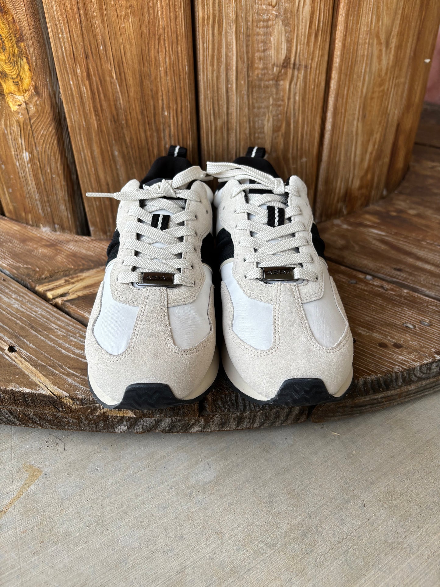 Men's Ranch Runner Shoe Cream  by Ariat