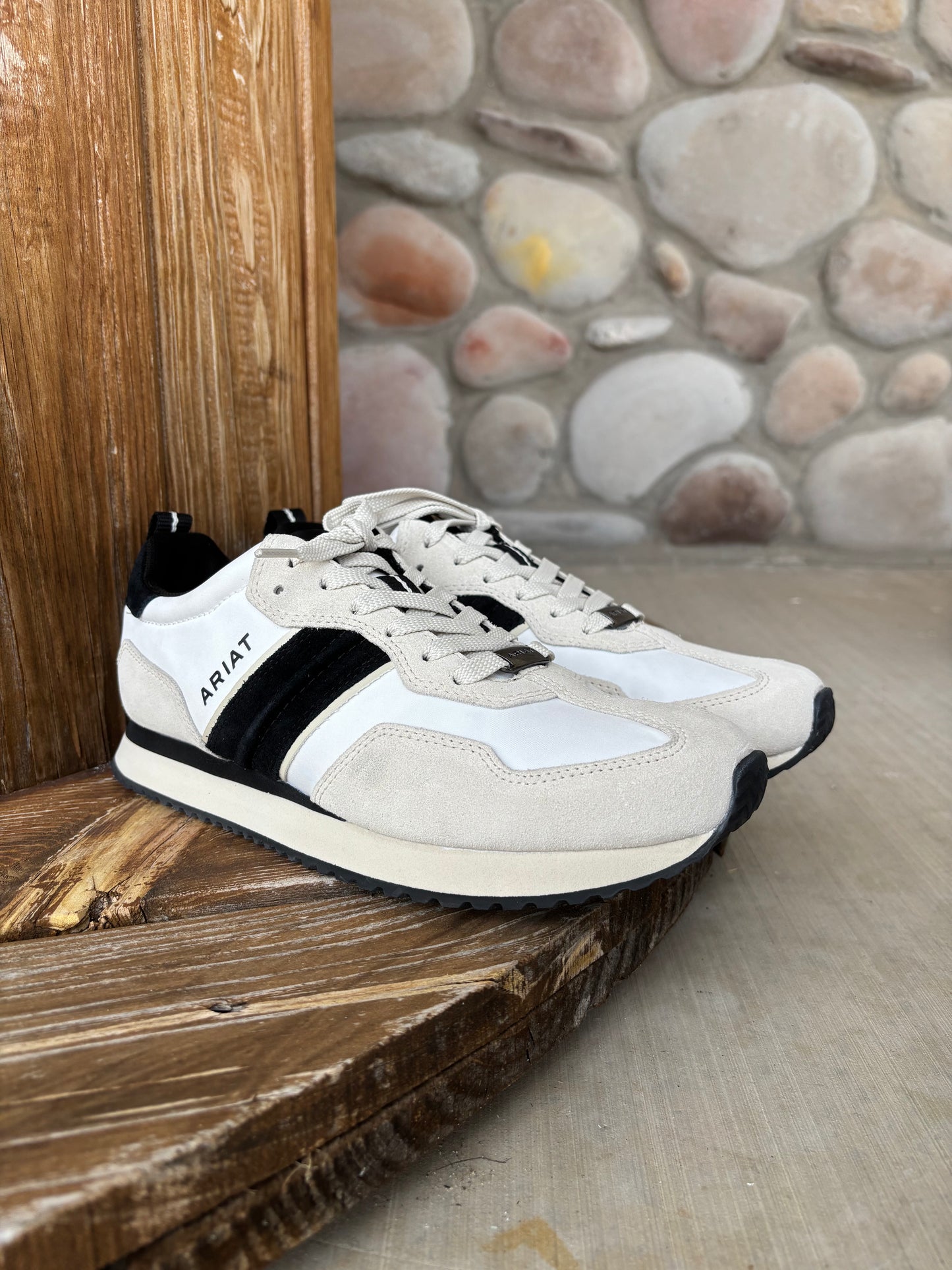 Men's Ranch Runner Shoe Cream  by Ariat