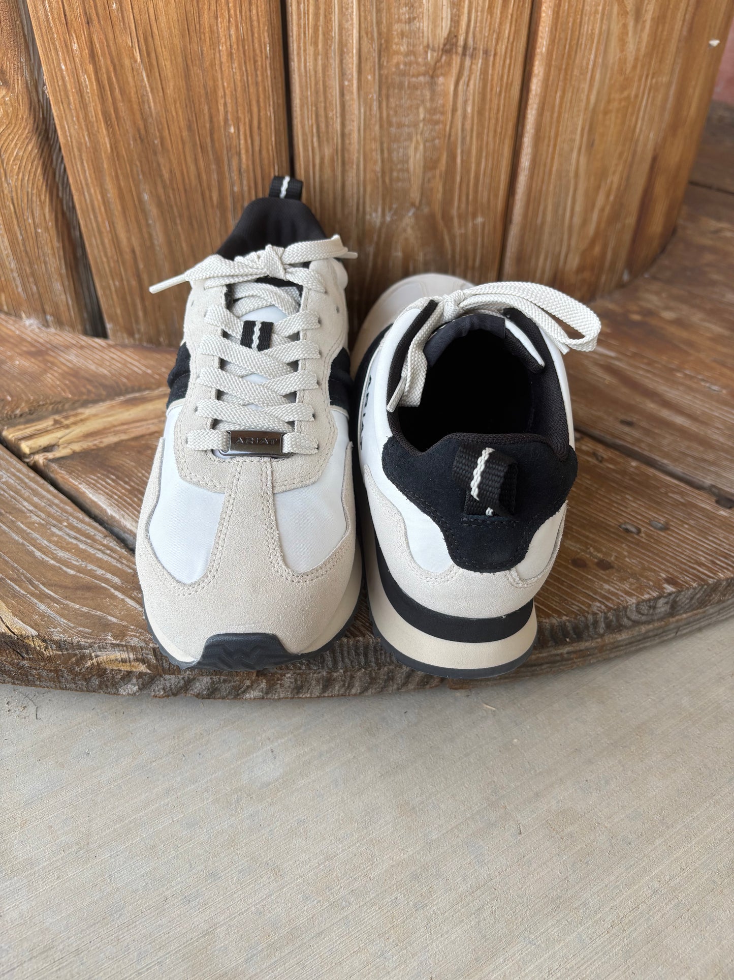 Men's Ranch Runner Shoe Cream  by Ariat