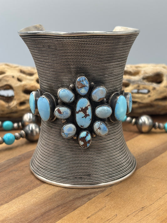 Golden Hills #96-40 Cuff by Merle House, Navajo