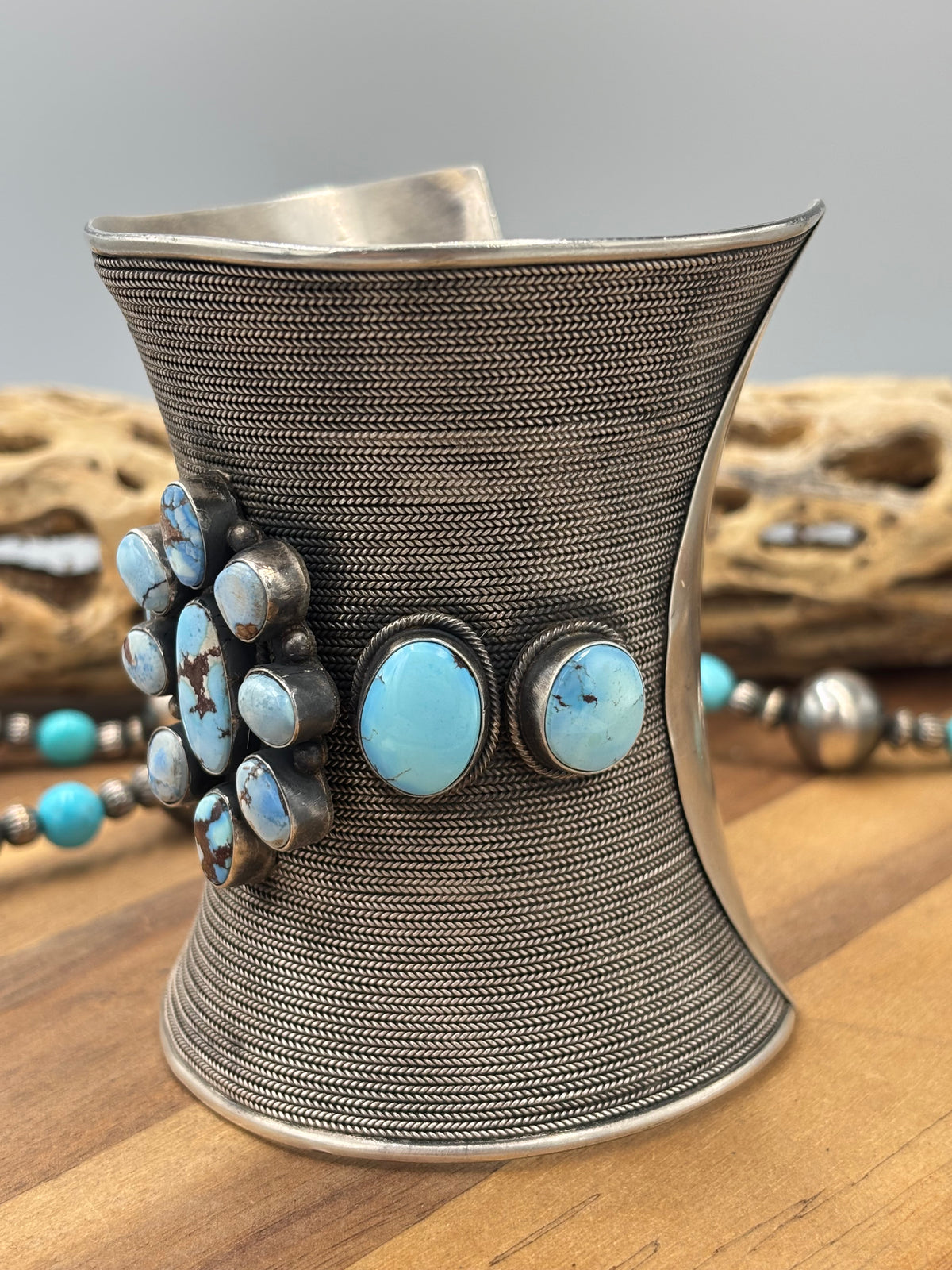 Golden Hills #96-40 Cuff by Merle House, Navajo