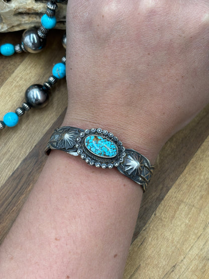 Kingman #96-20 Cuff by Tilli John, Navajo