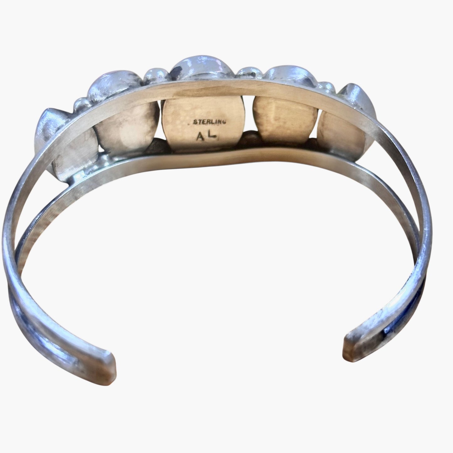 5 Stone Pink Conch Cuff