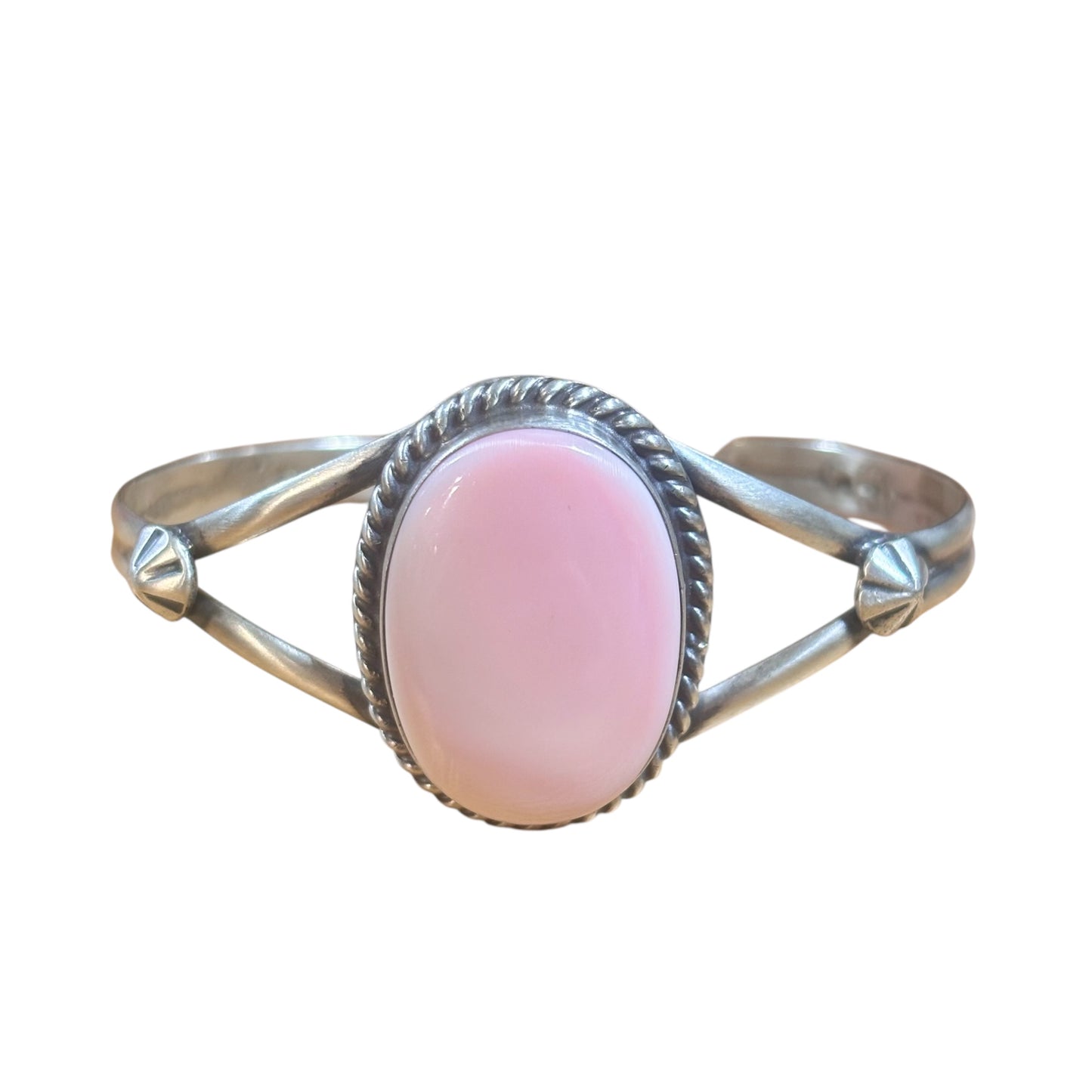 Single Stone Pink Conch Cuff