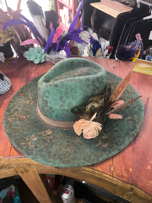 Leave Her Wild Hat